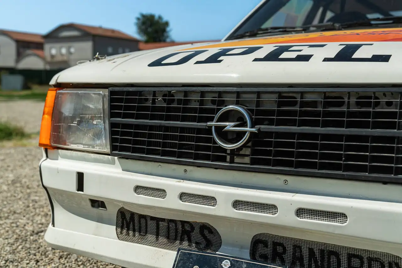 Opel Kadett GT/E, foto 9