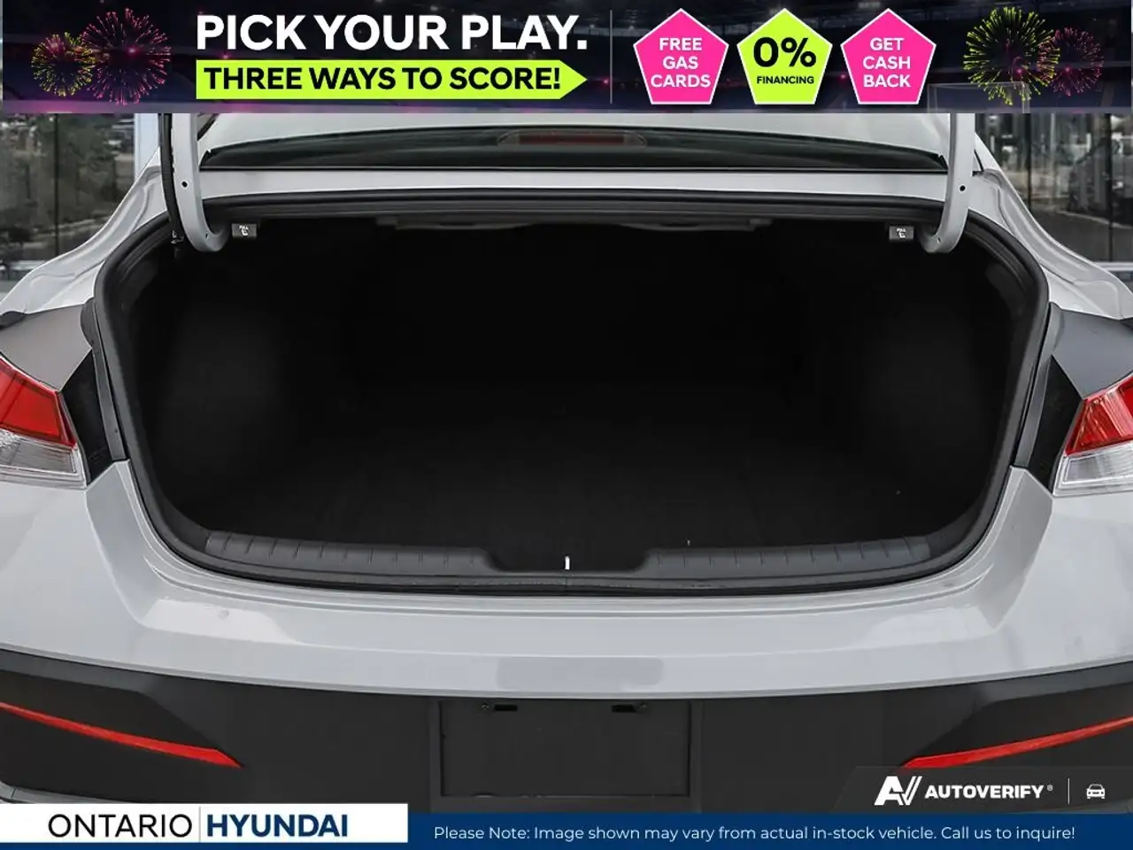 Hyundai ELANTRA снимка Hyundai ELANTRA