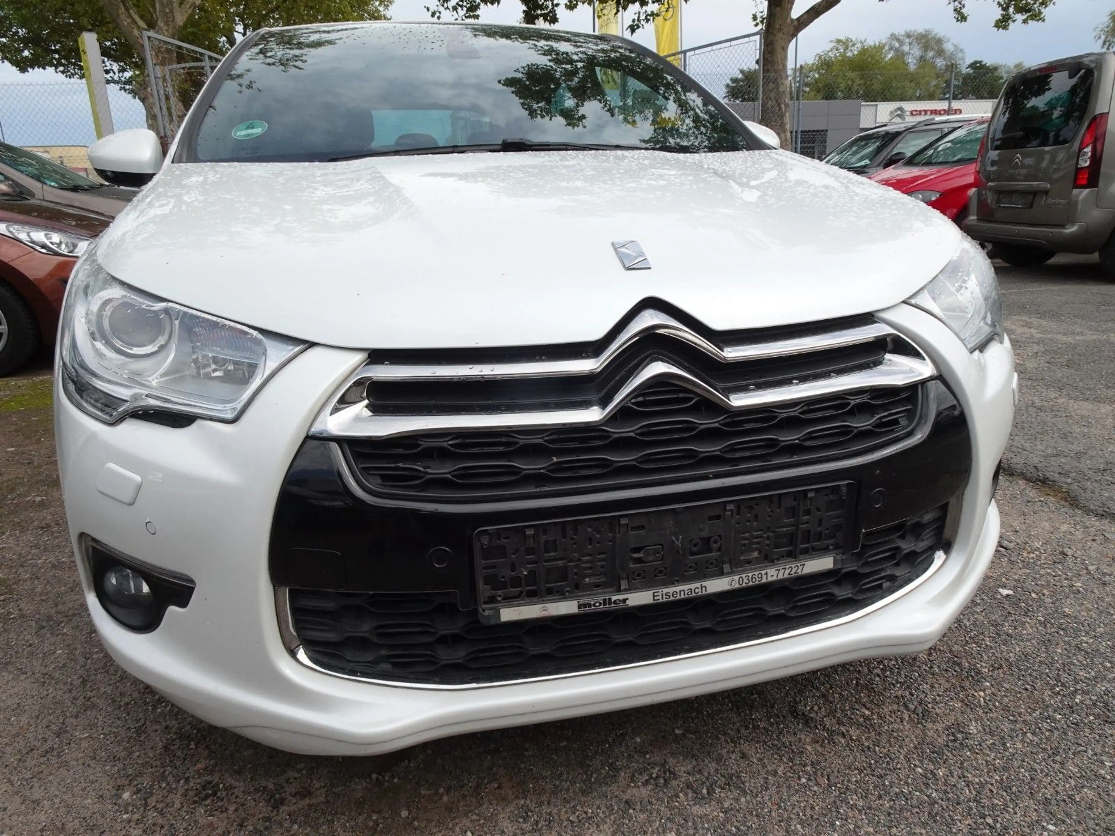 Citroen DS4 SoChic 1.6 120kW AUT. KLIMATR-PDC-LEDER-NAV — photo 2