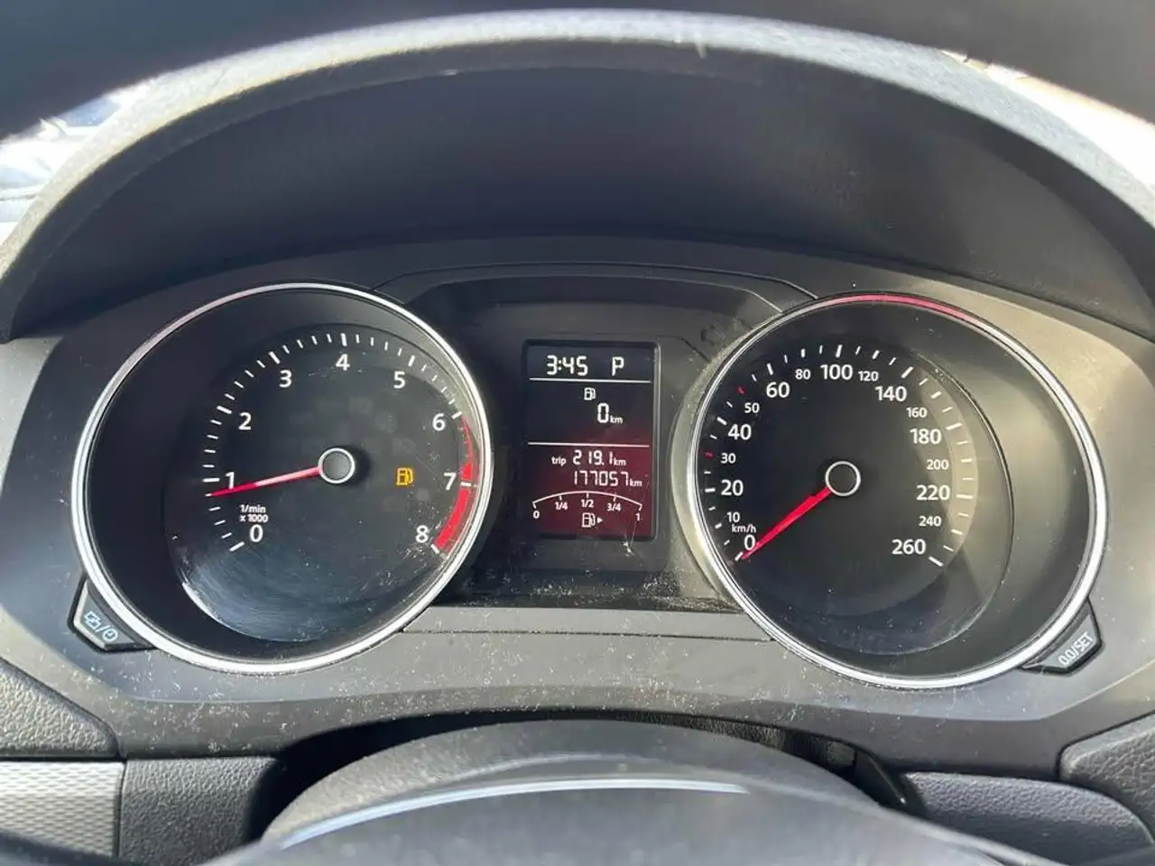 Volkswagen Jetta снимка Volkswagen Jetta