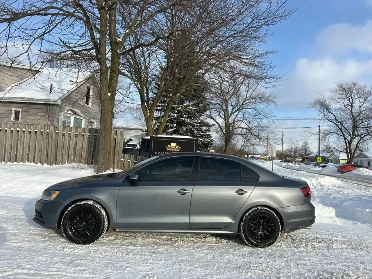 Volkswagen Jetta снимка Volkswagen Jetta