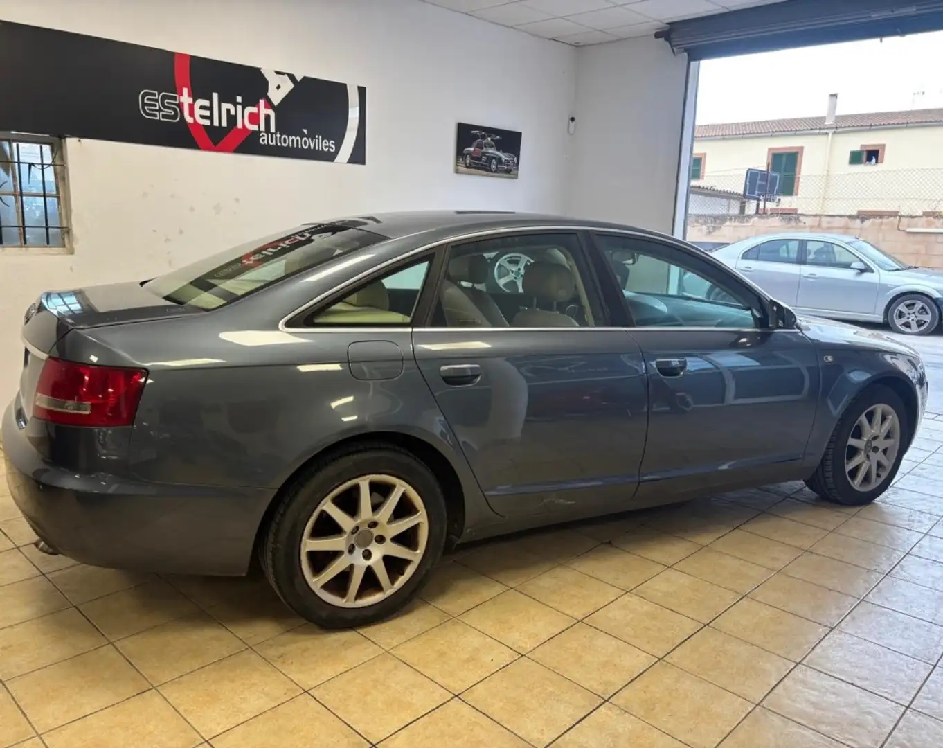 Audi A6 2.0TDI Azul - 2