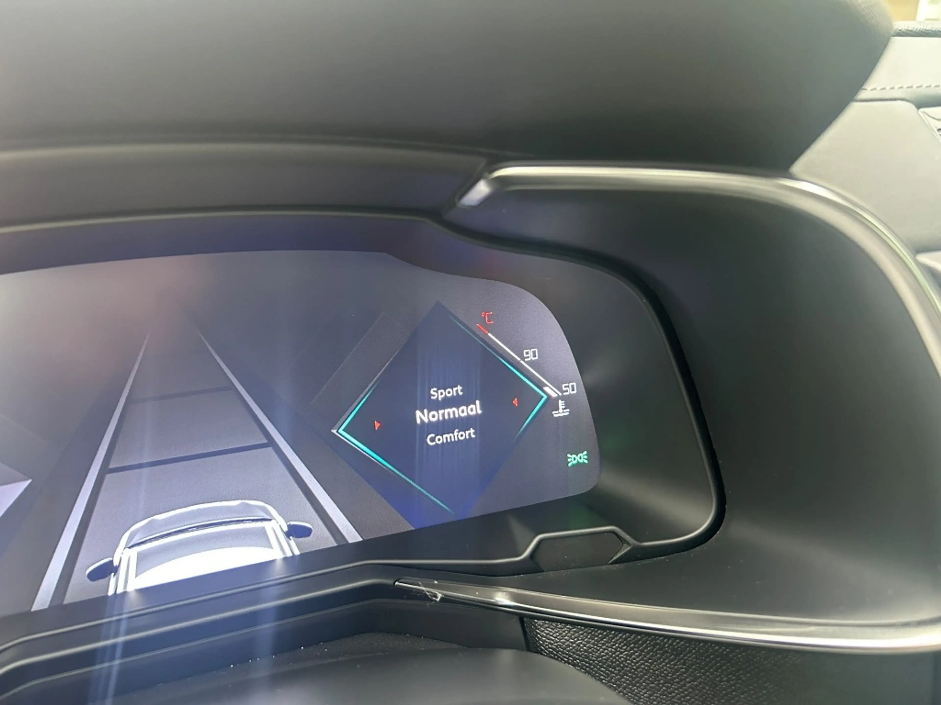 DS Automobiles DS 7 Crossback 1.6 PT Business — photo 16