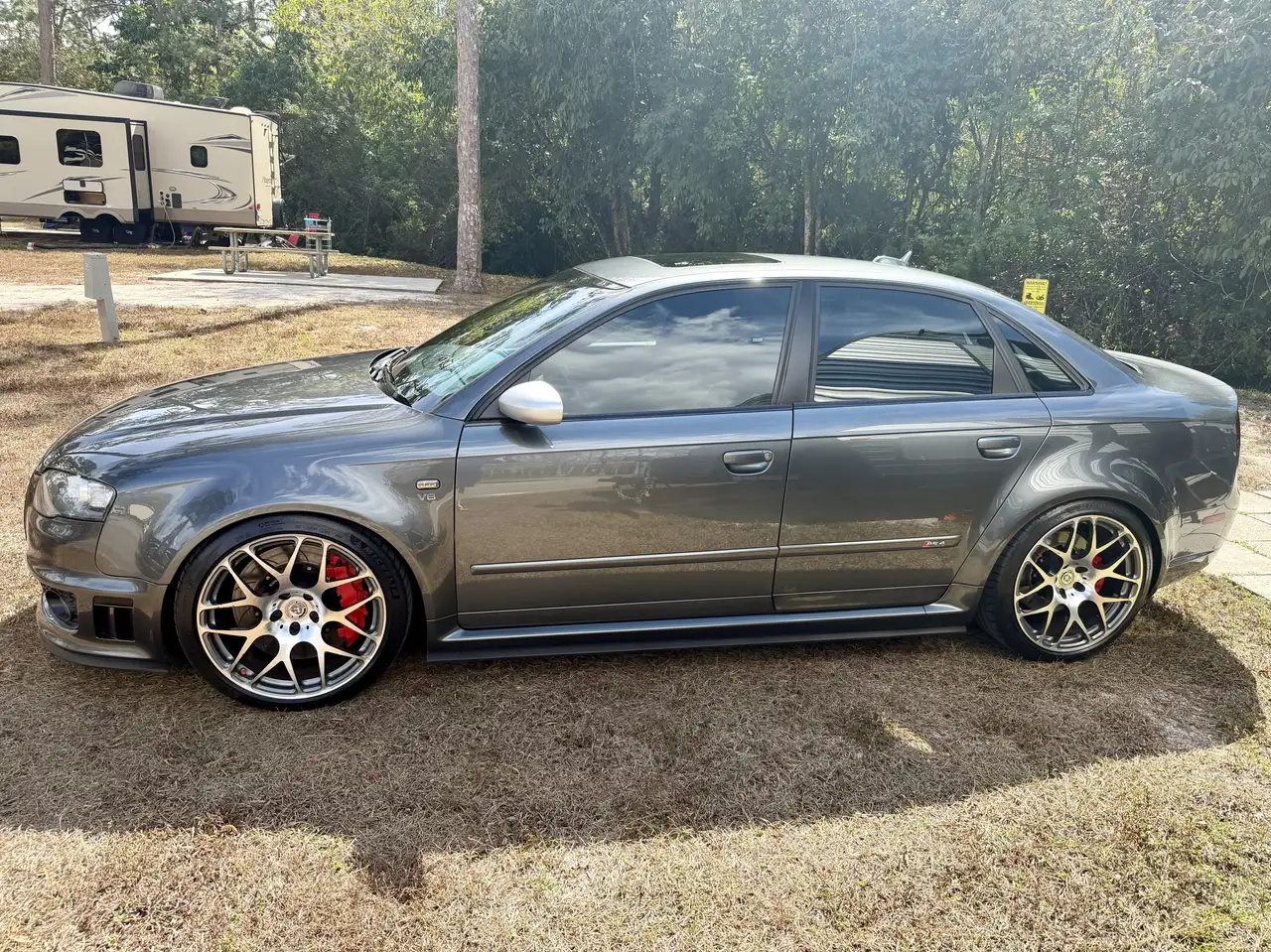Audi RS4 снимка Audi RS4