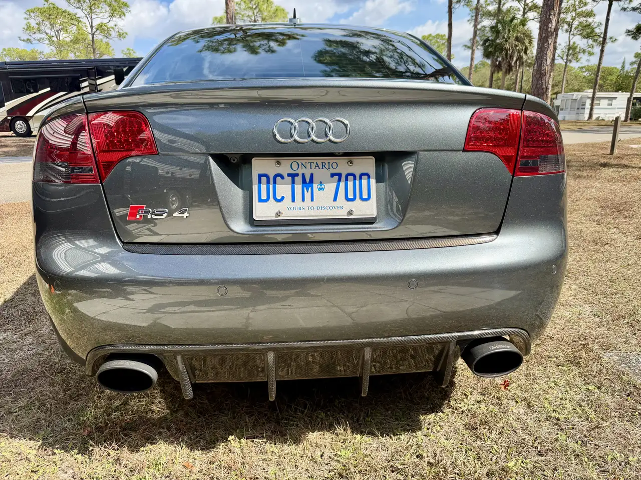 Audi RS4 снимка Audi RS4