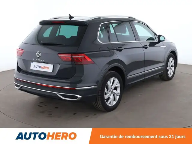 Volkswagen Tiguan view 6