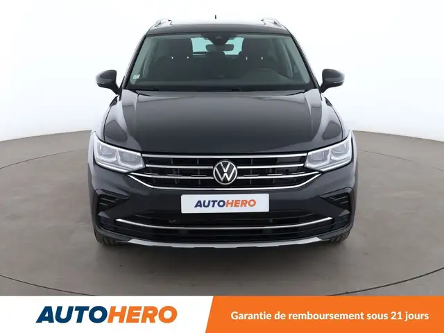Volkswagen Tiguan view 9