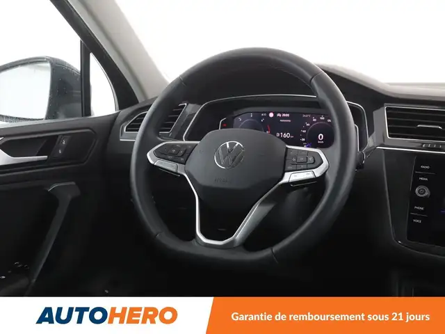 Volkswagen Tiguan view 14