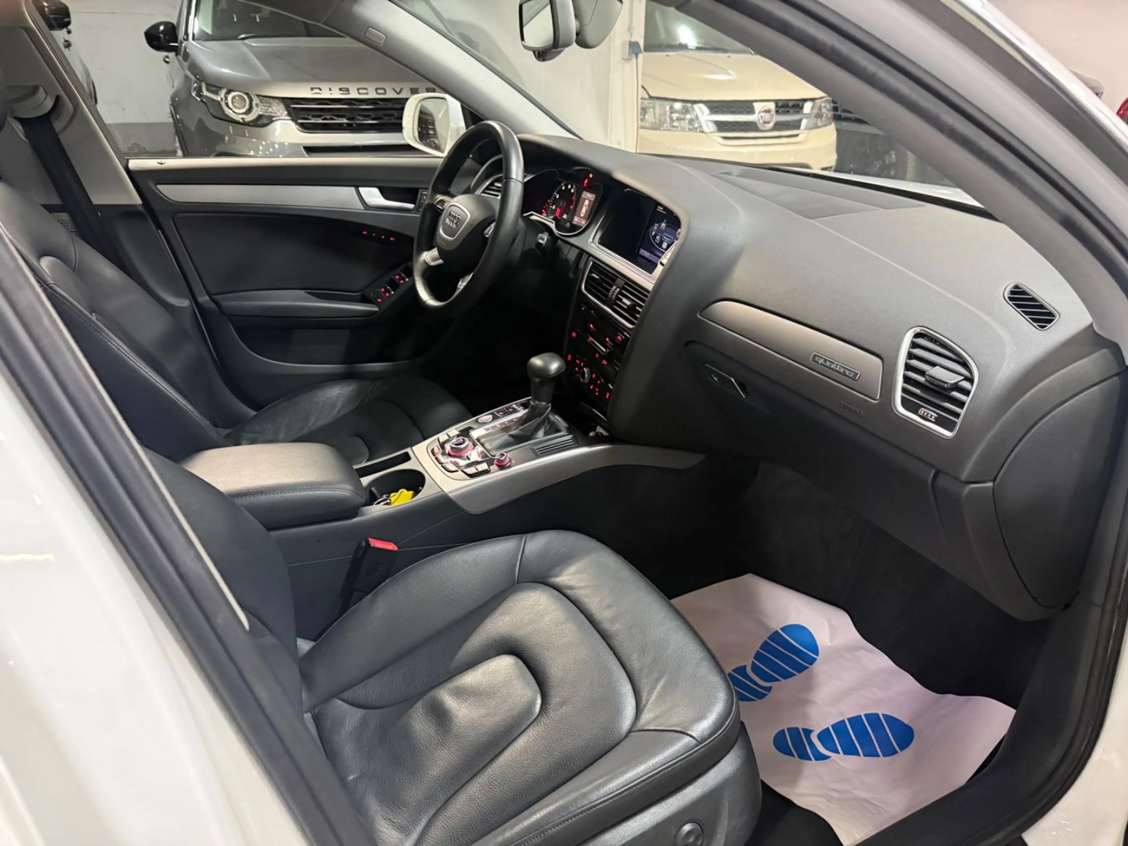 Audi A4 2.0 TFSI quattro Leder~Navi~Klima~Automatik — photo 14