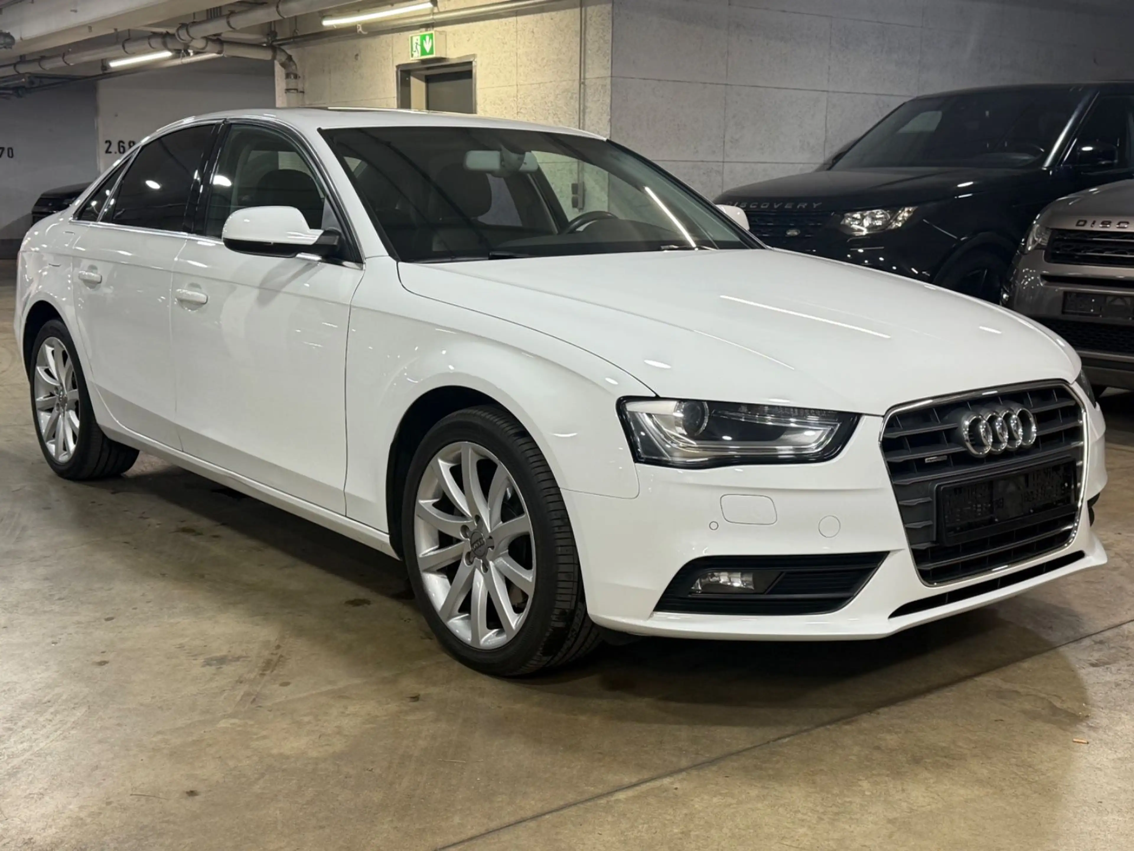 Audi A4 2.0 TFSI quattro Leder~Navi~Klima~Automatik — photo 4
