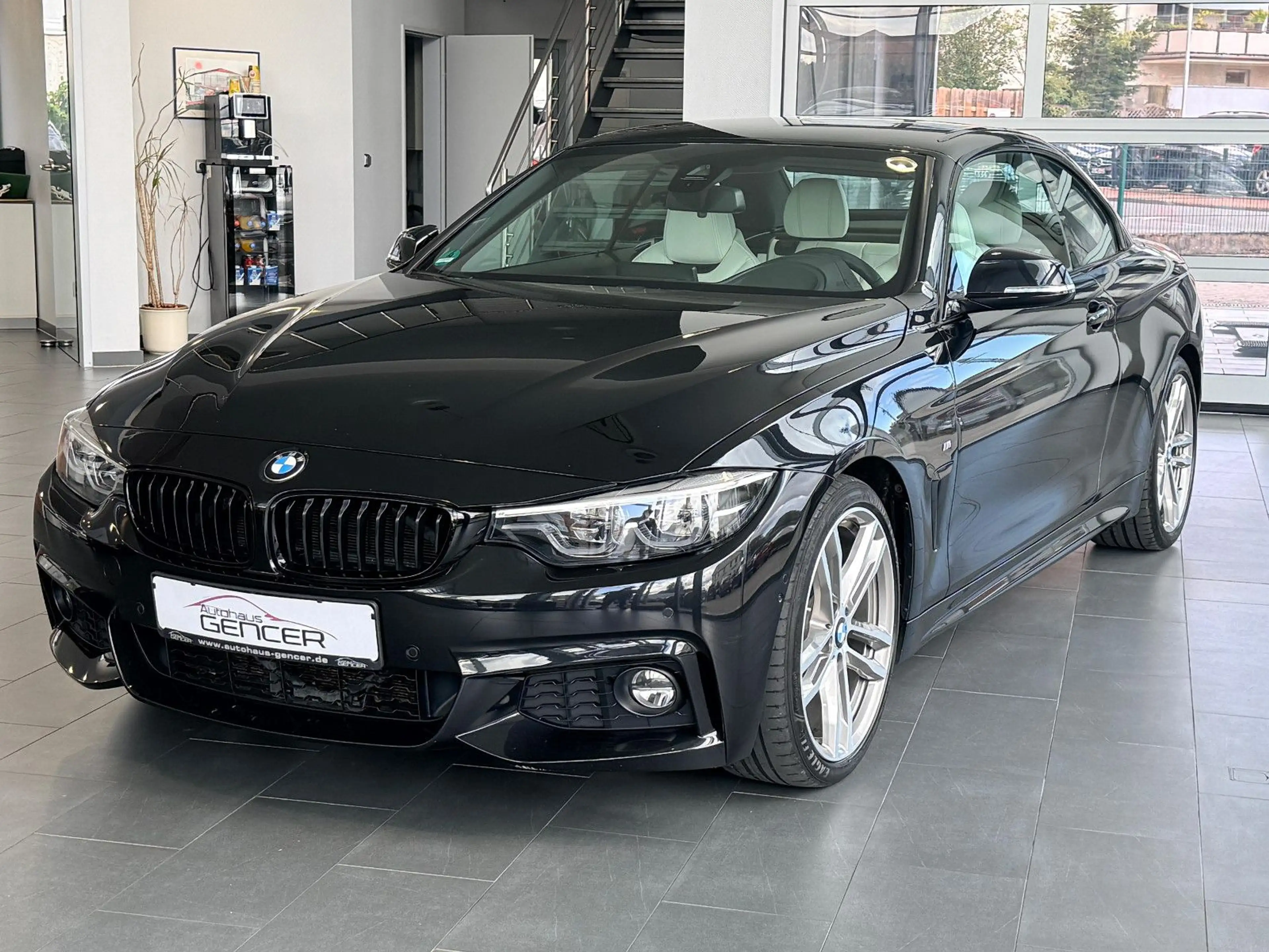 BMW 430 I Cabrio M-Sport"Head-up/H&K/Navi/360°/19"