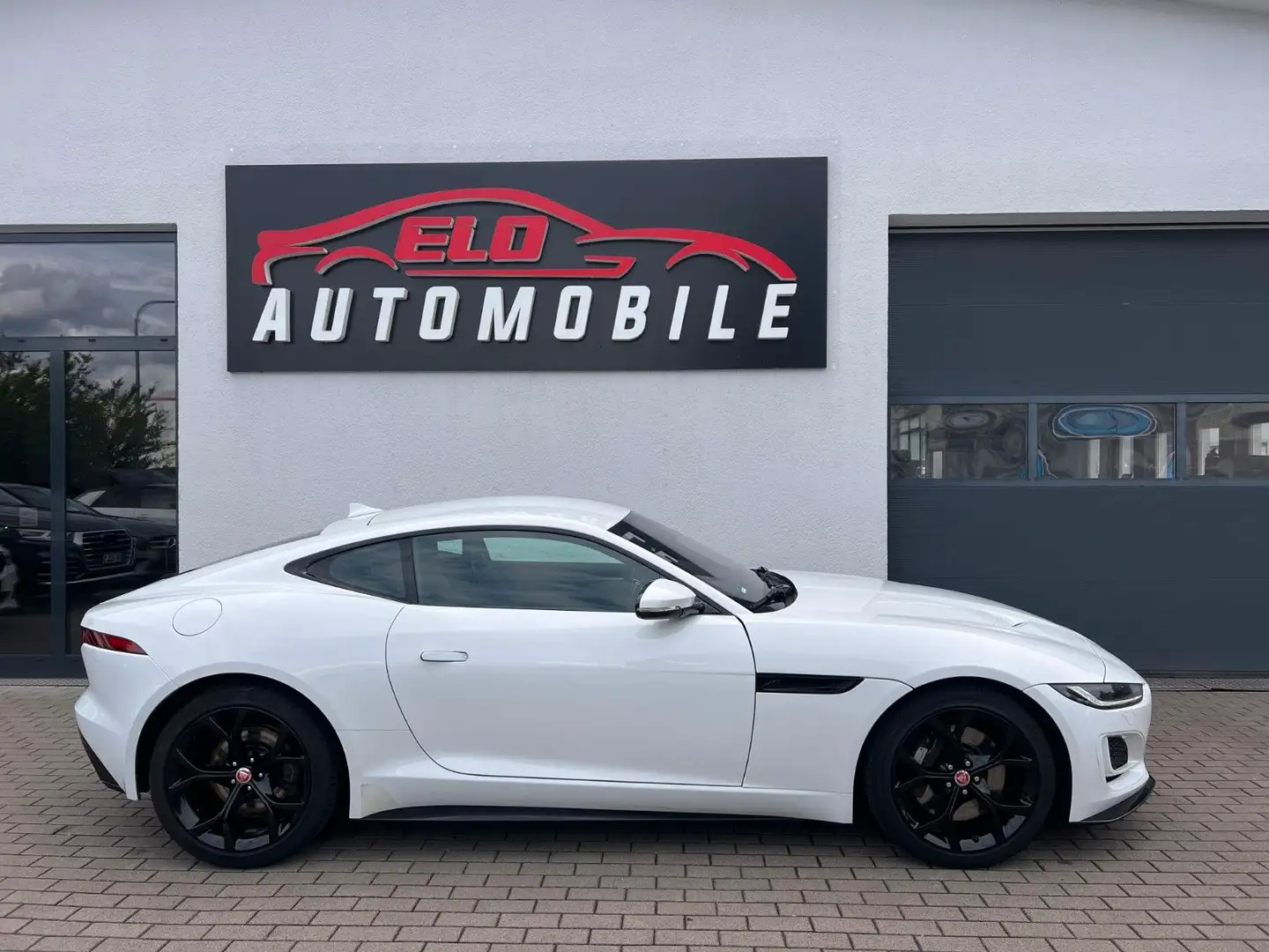 Jaguar F-Type F-TYPE Coupe P300 R-DynamicRWD*Kamera*Black Pack Fehér - 2