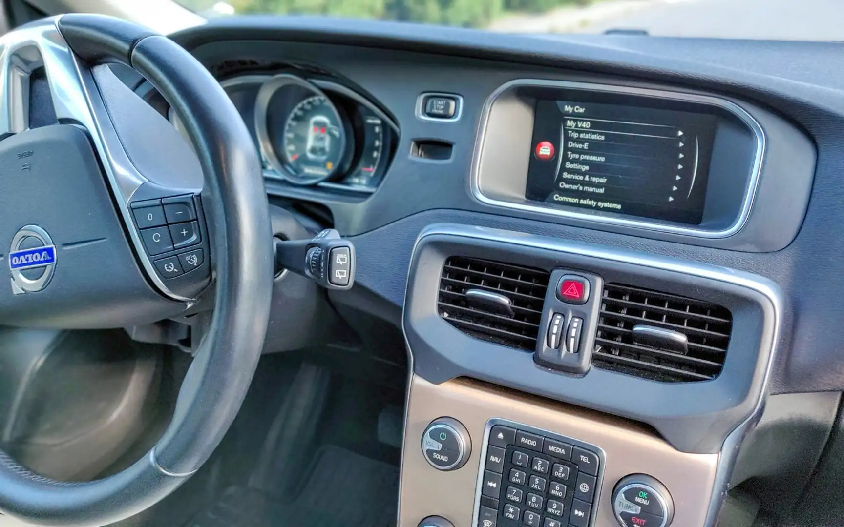 Volvo V40 V40 2.0 D3 Summum Geartronic Bronce - 2