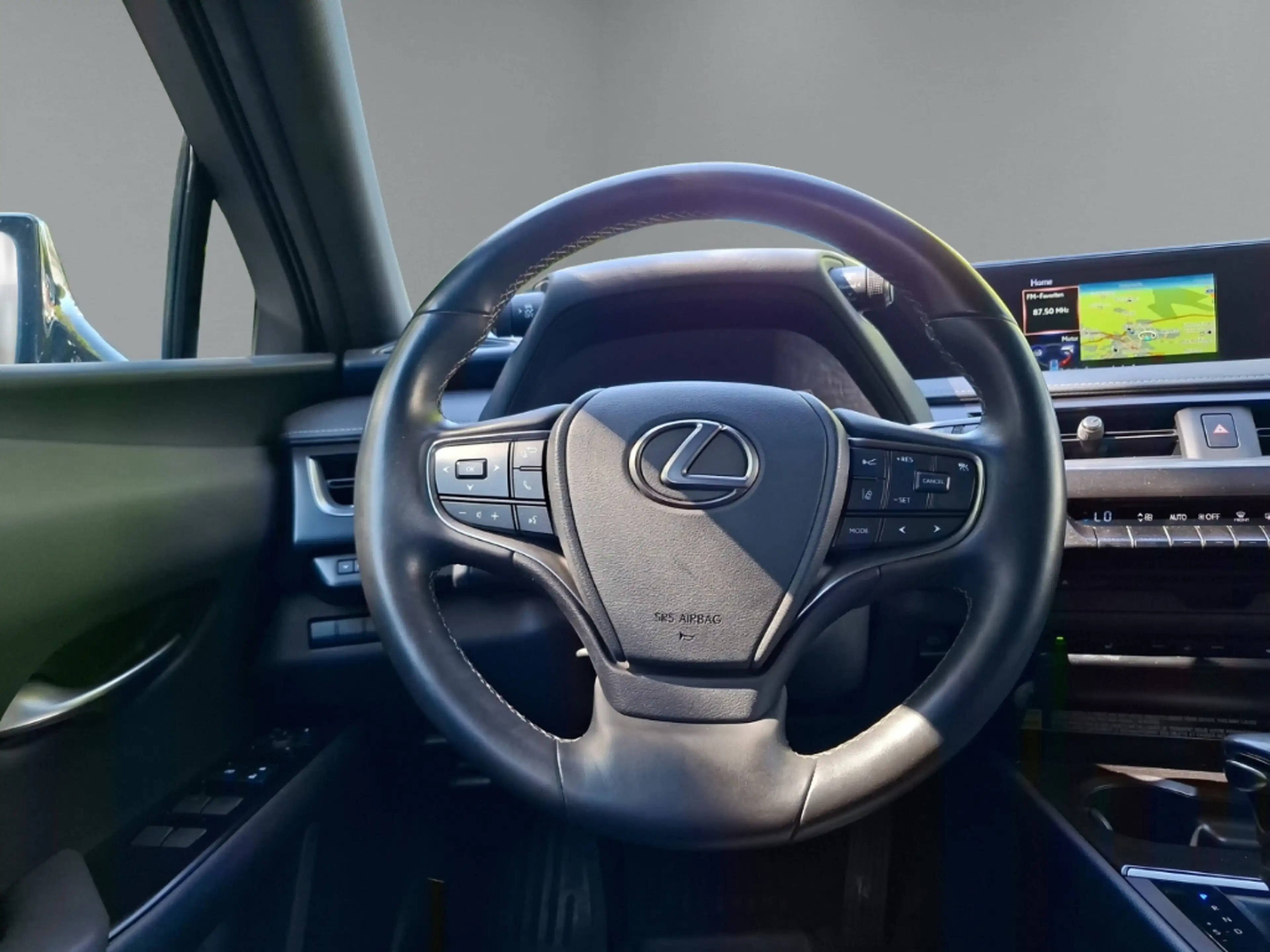 Lexus UX 250h Style Edition Navi LED ACC Apple CarPlay Android A — photo 14