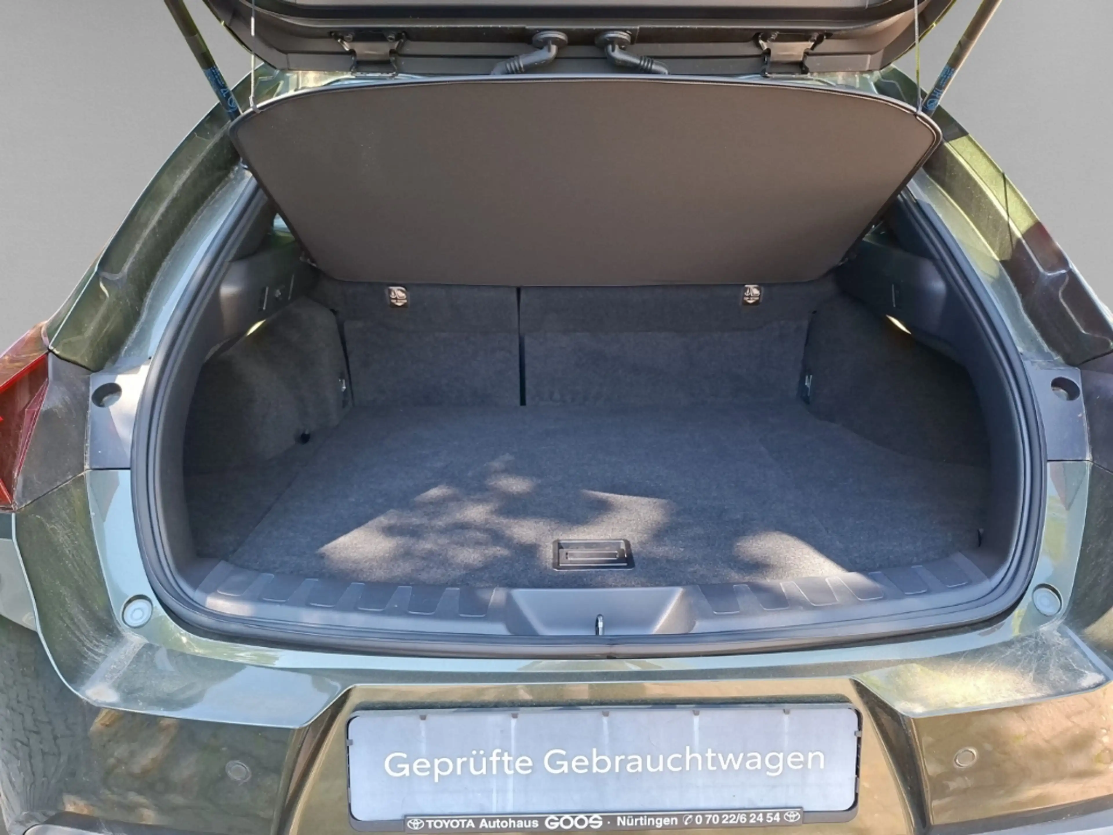Lexus UX 250h Style Edition Navi LED ACC Apple CarPlay Android A — photo 9