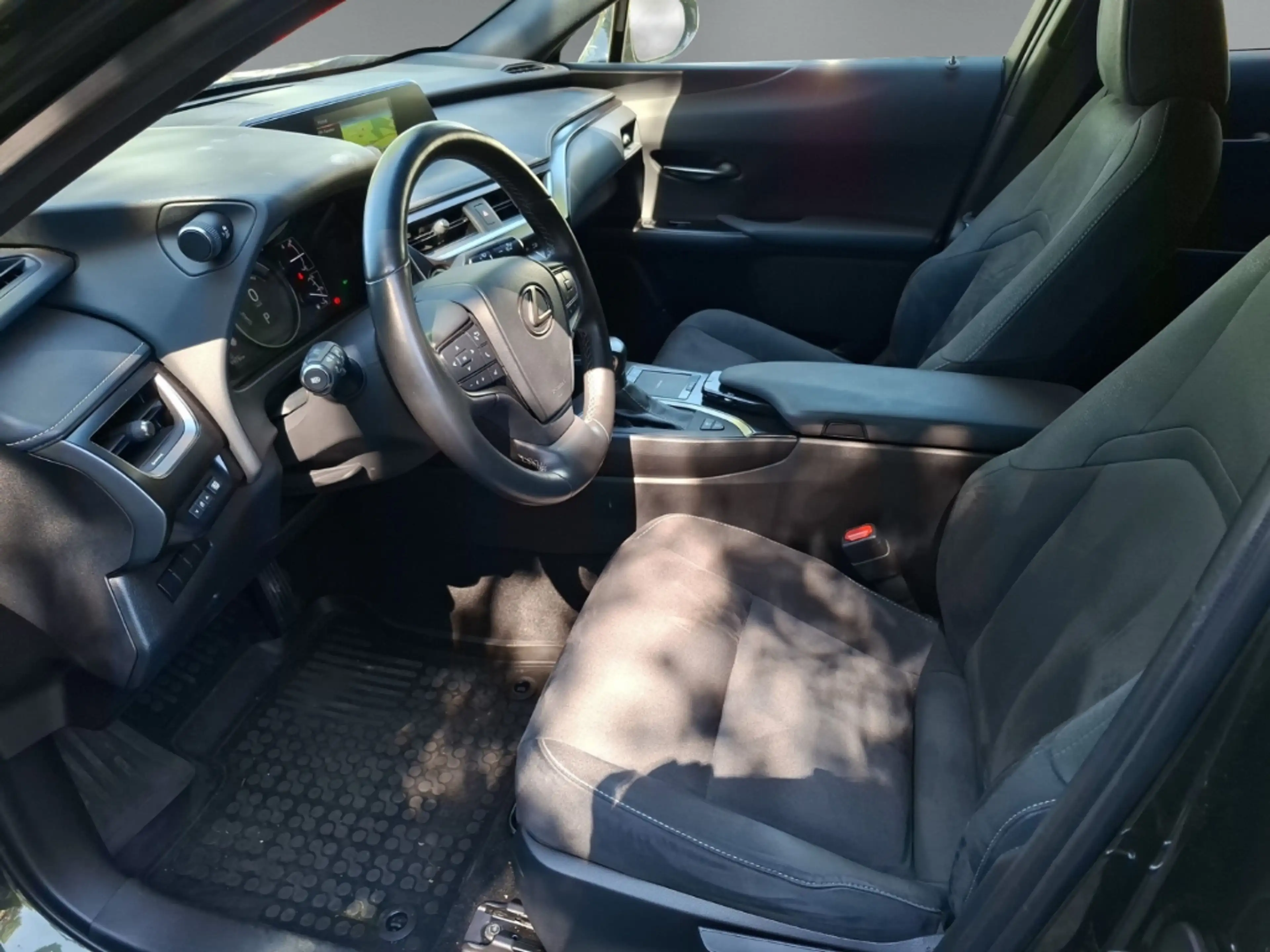 Lexus UX 250h Style Edition Navi LED ACC Apple CarPlay Android A — photo 10