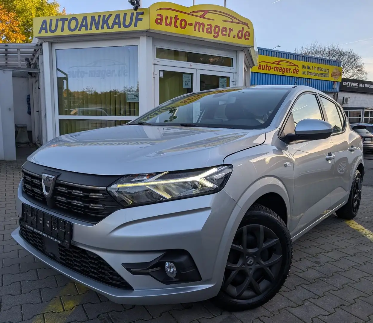 Dacia Sandero III Comfort LPG*1.Hd*CarPlay*LED*PDC*DAB Grau - 1