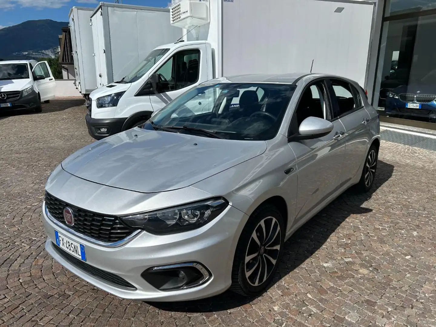 Fiat Tipo 1.6 Mjt S&S DCT 5 porte Lounge Argent - 2