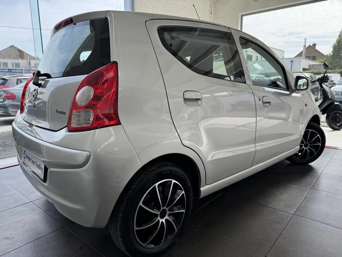 Nissan Pixo 1.0 68 CH 63.697Km CLIM GAR 12M Gris - 2