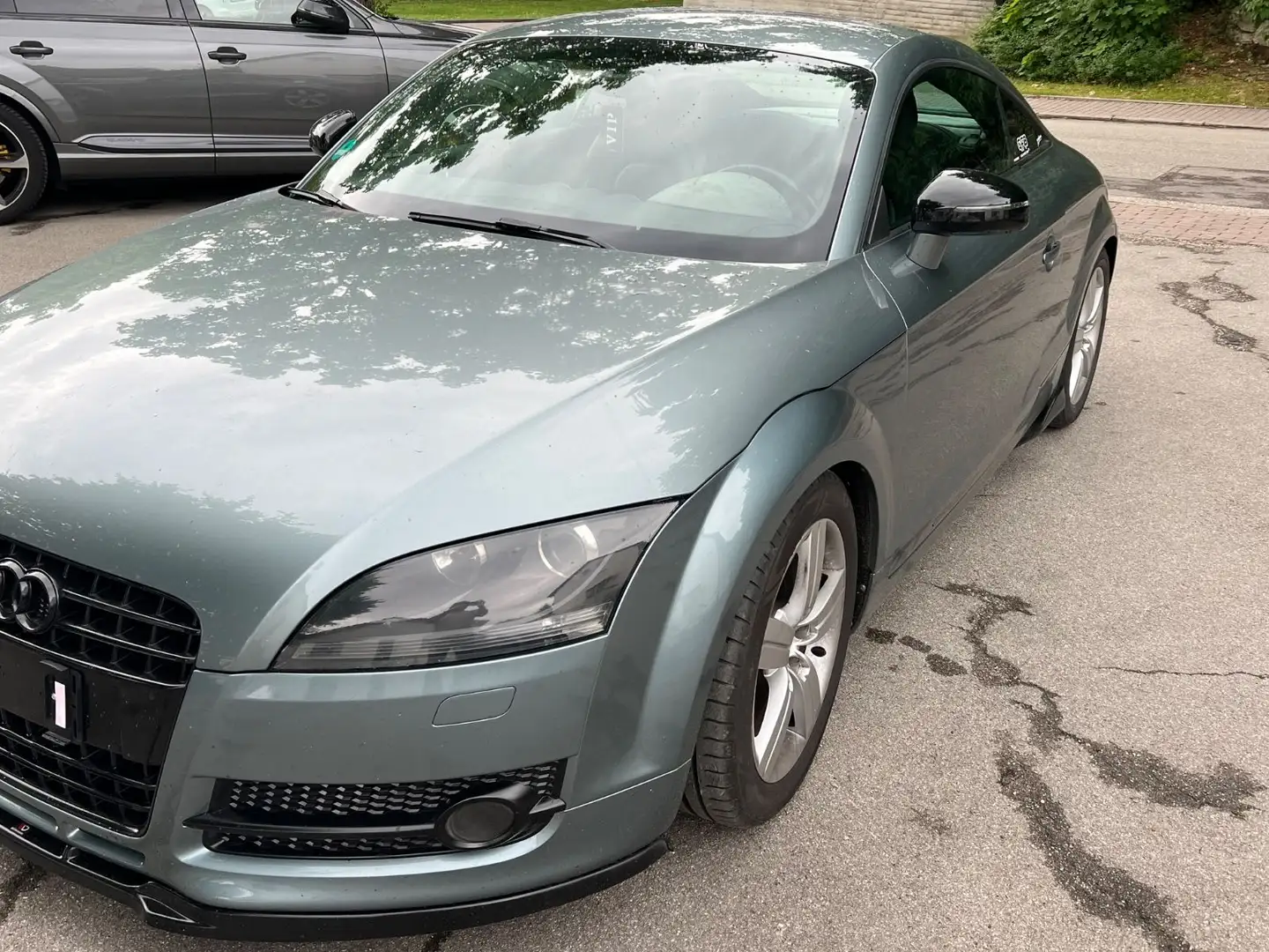 Audi TT Coupe/Roadster 2.0 TFSI Coupe-270ps Grau - 1