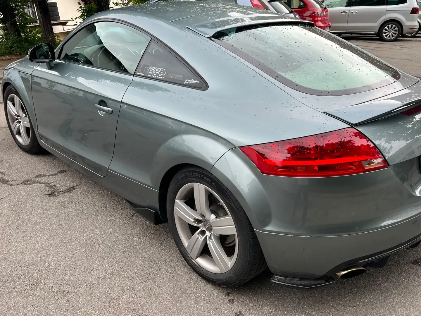Audi TT Coupe/Roadster 2.0 TFSI Coupe-270ps Grau - 2