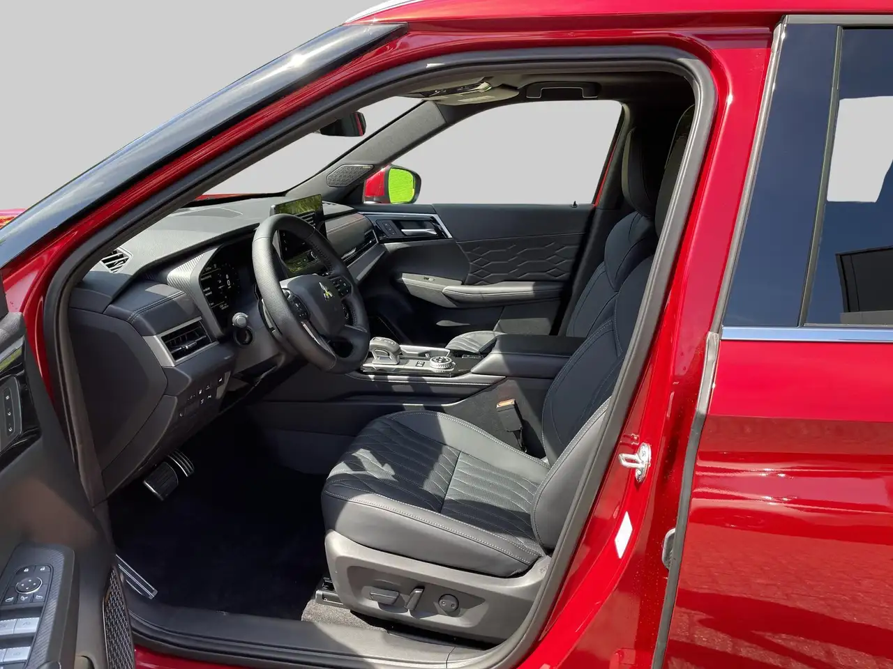 Mitsubishi Outlander 2026 — фото 12