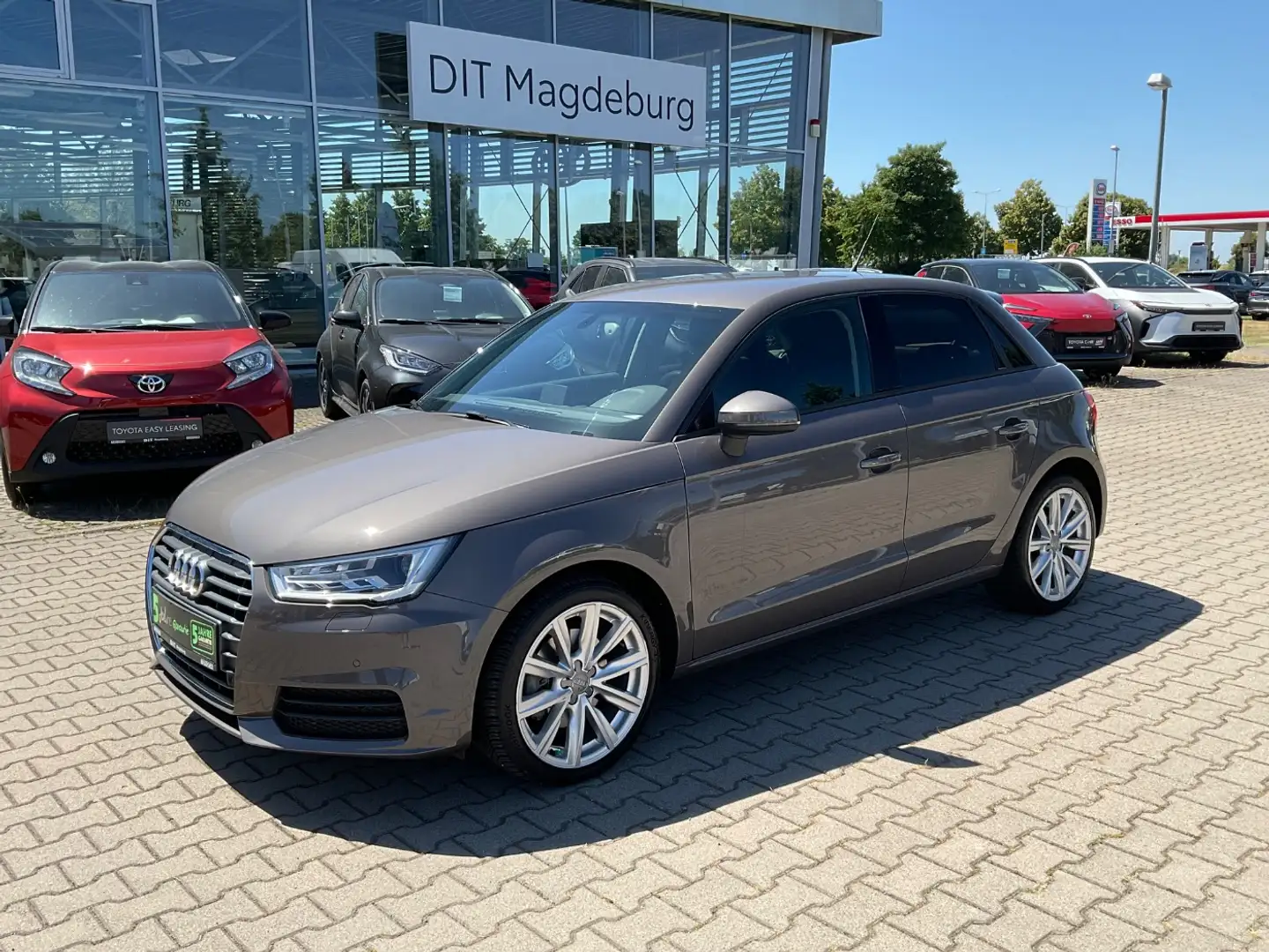 Audi A1 1.4 TFSI Sportback,Sitzh.Tempomat,XenonPlus Braun - 2