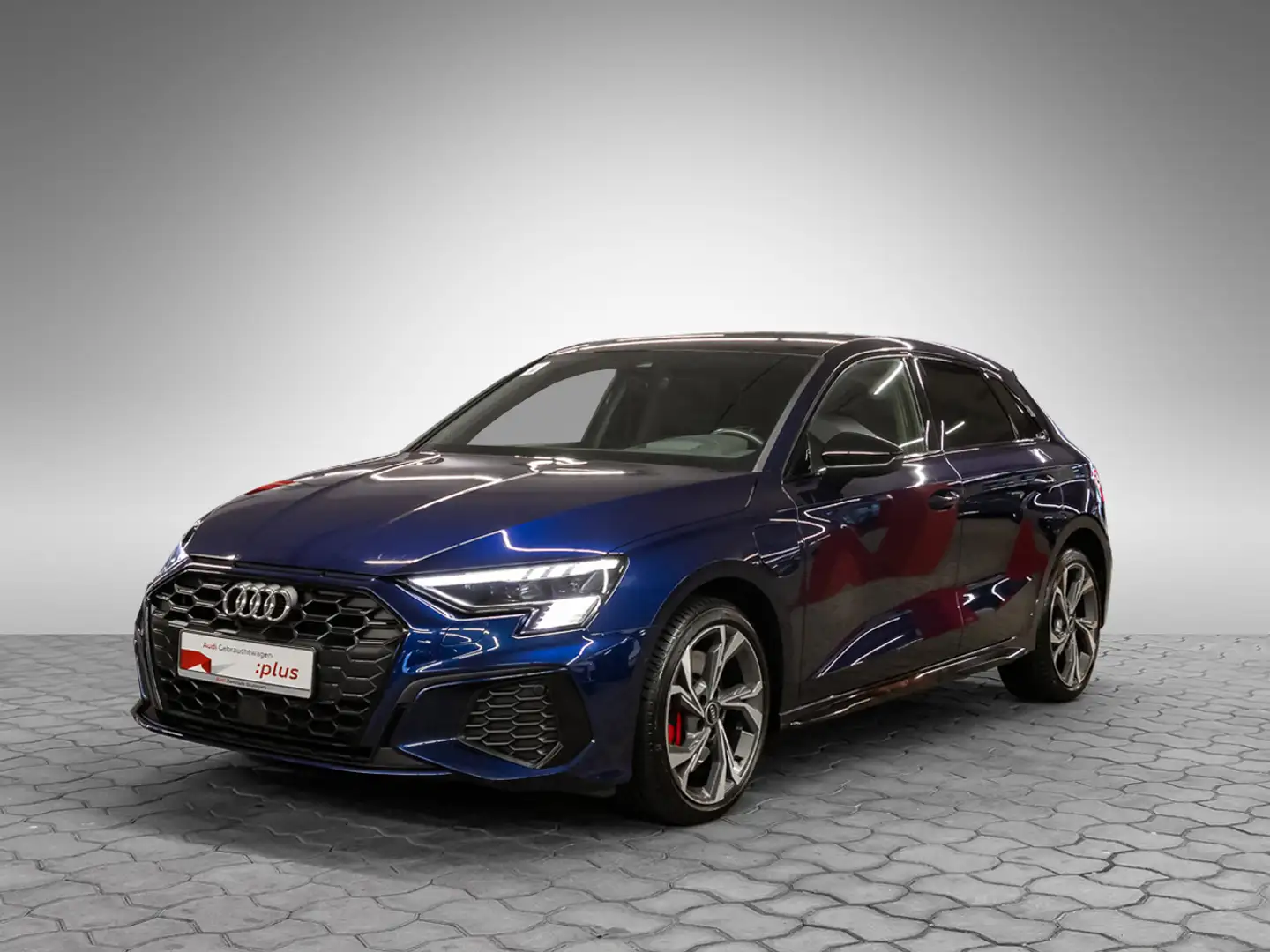 Audi A3 Sportback 45 TFSI e S line Matrix Navi Kamera Blau - 2
