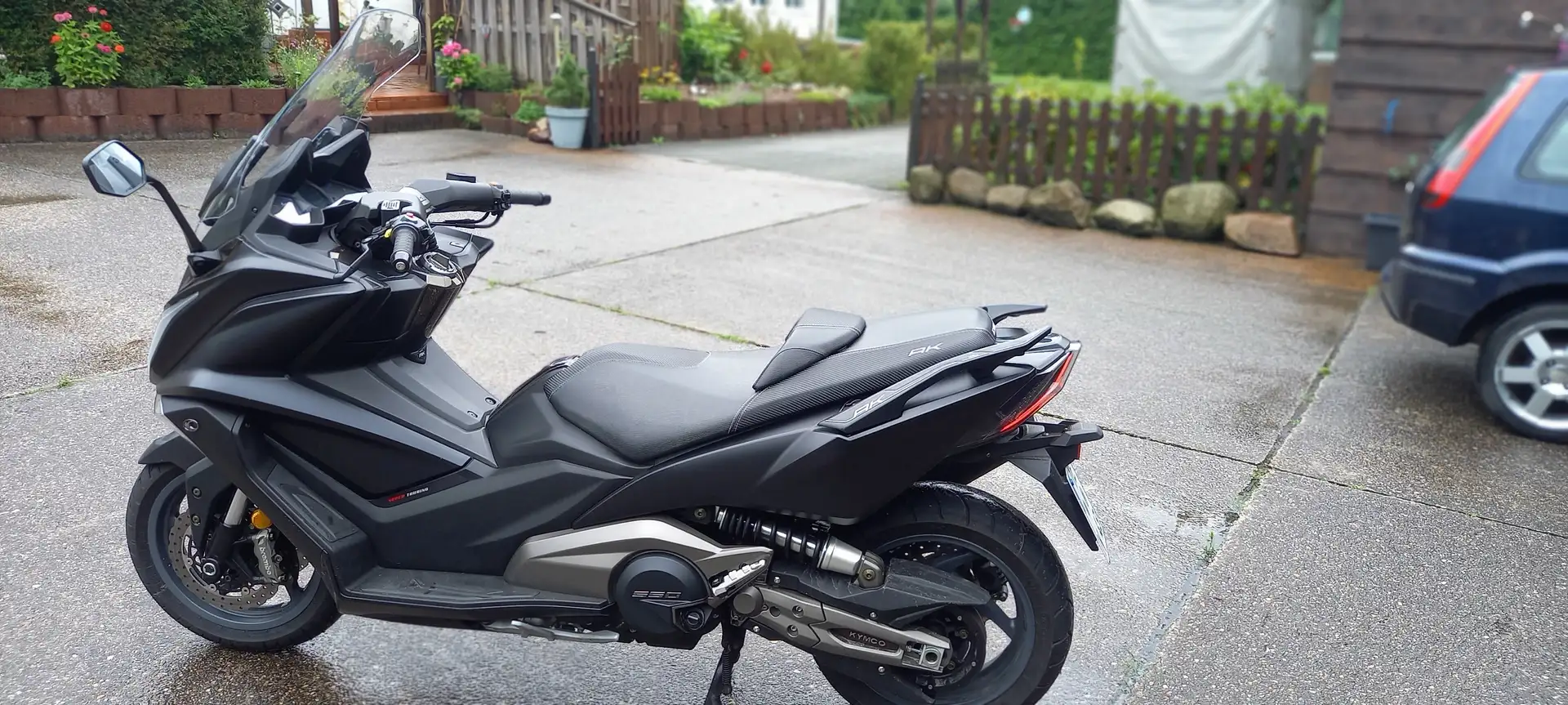 Kymco AK 550 Negro - 2