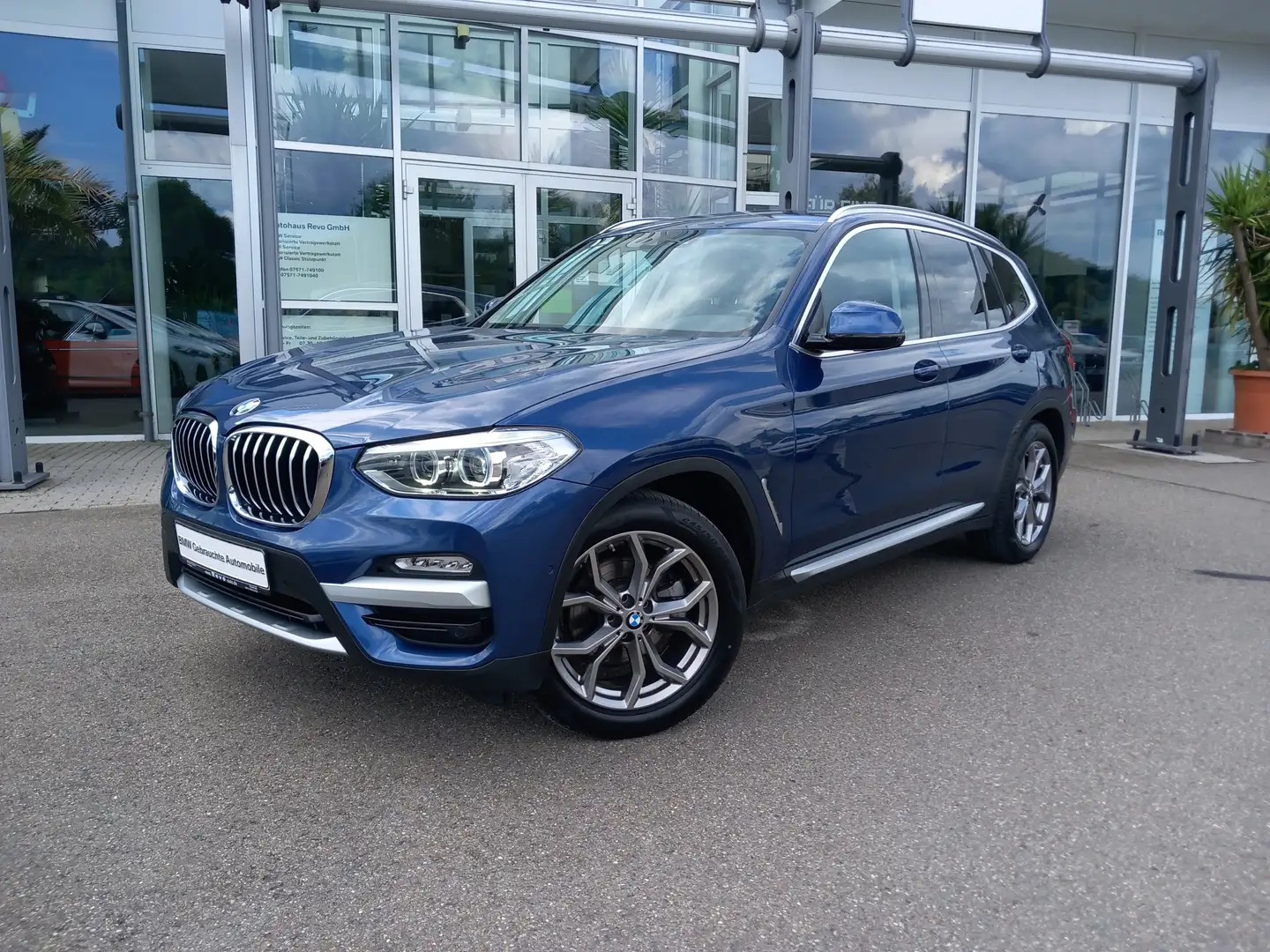 BMW X3 xDrive20d Aut xLine AHK LED Navi Hifi ParkAss Bleu - 2