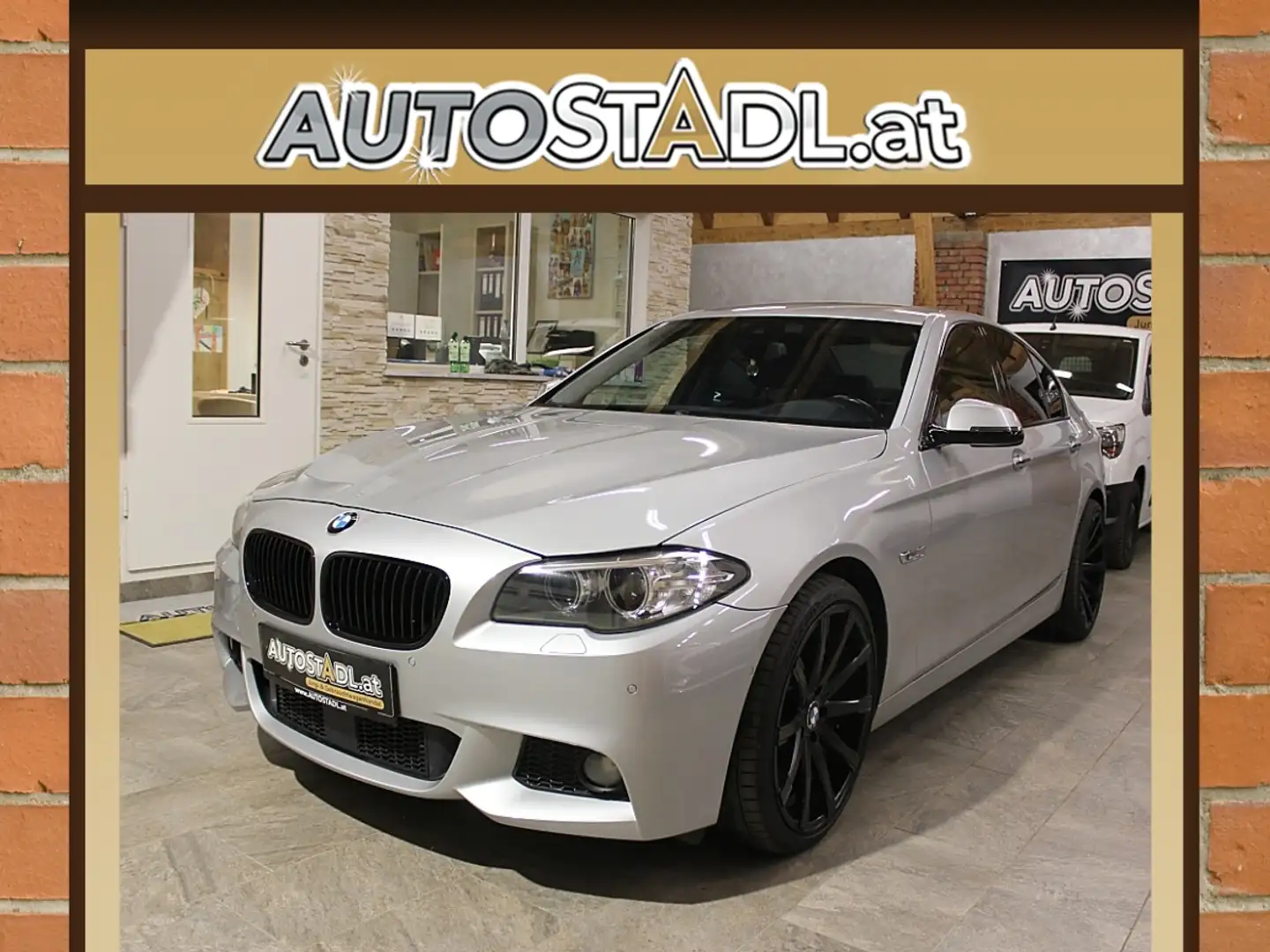 BMW 530 d Österreich-Paket Aut.M-PAKET-NAVI-TOP! Silber - 1