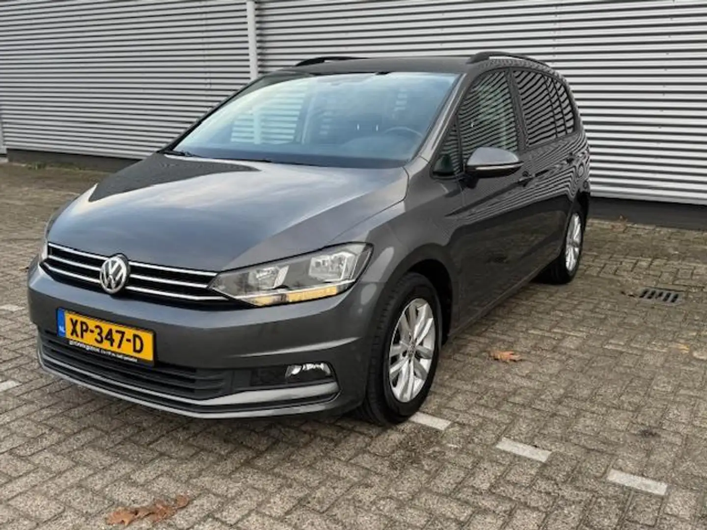 Volkswagen Touran 1.4 TSI Comfortline 7p Carplay/Andriod/Camera,trek Gris - 2