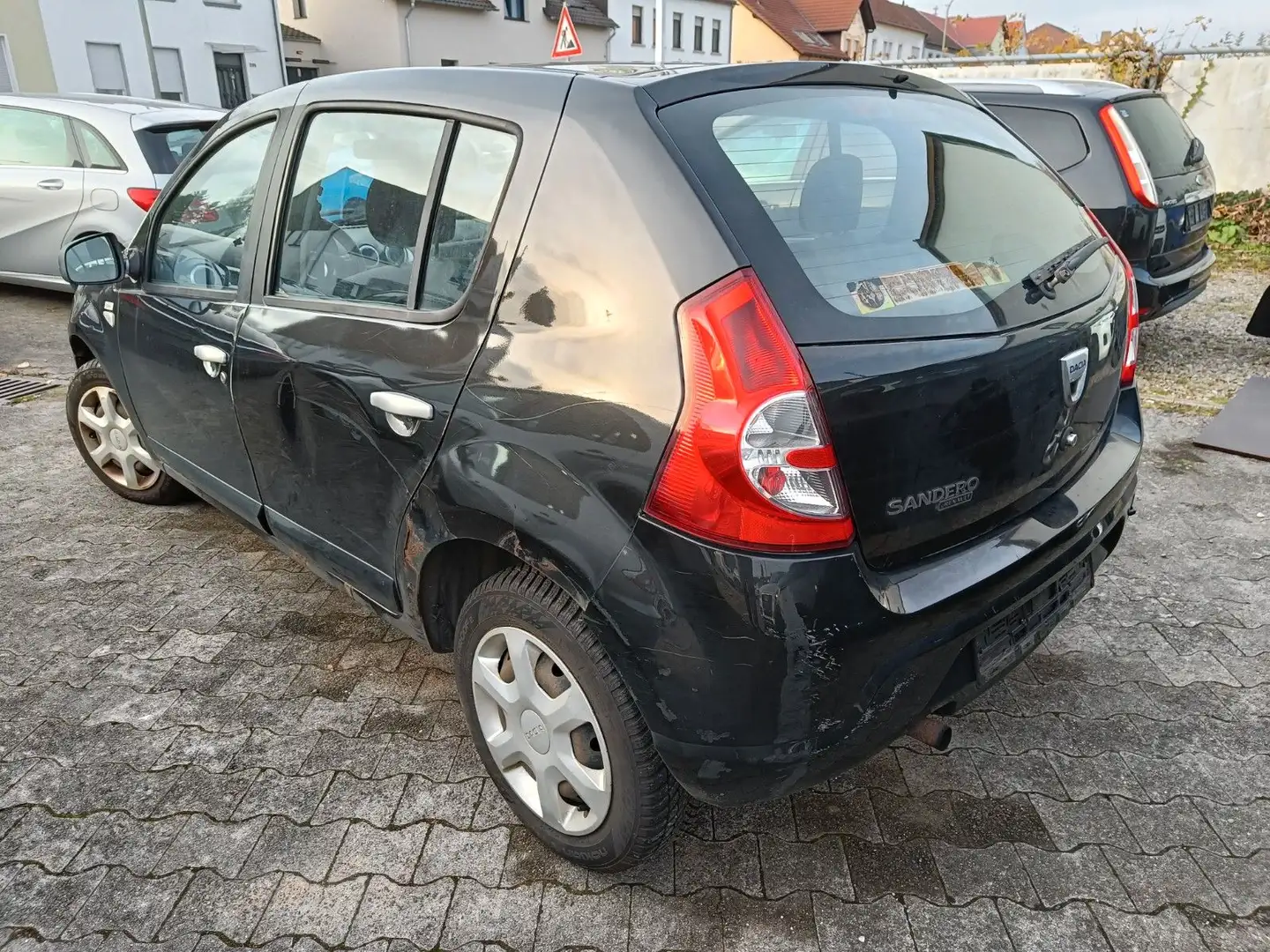 Dacia Sandero Laureate Schwarz - 2