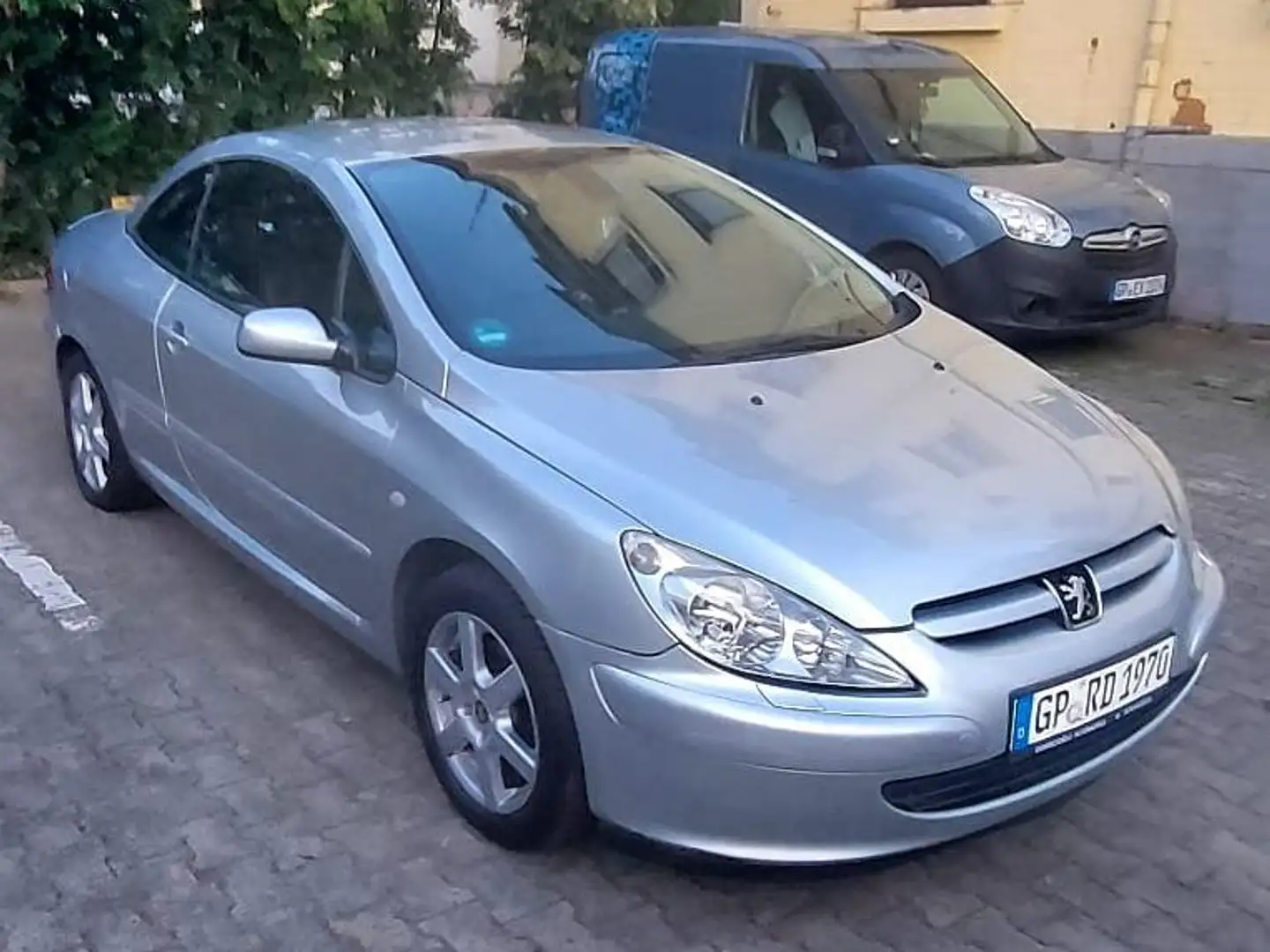 Peugeot 307 307 CC 140 Tendance Серебристый - 2