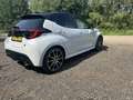 Toyota Yaris 1.5 Hyb. GR Sport Grijs - thumbnail 6