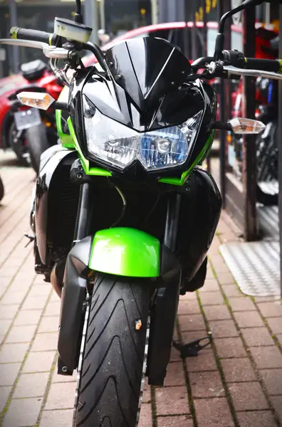Kawasaki Z 750 - foto 6