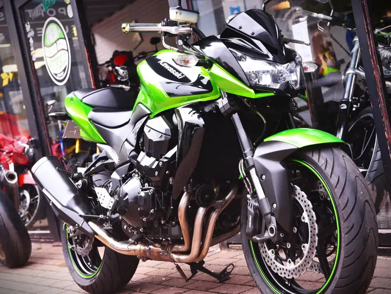 Kawasaki Z 750 - foto 5