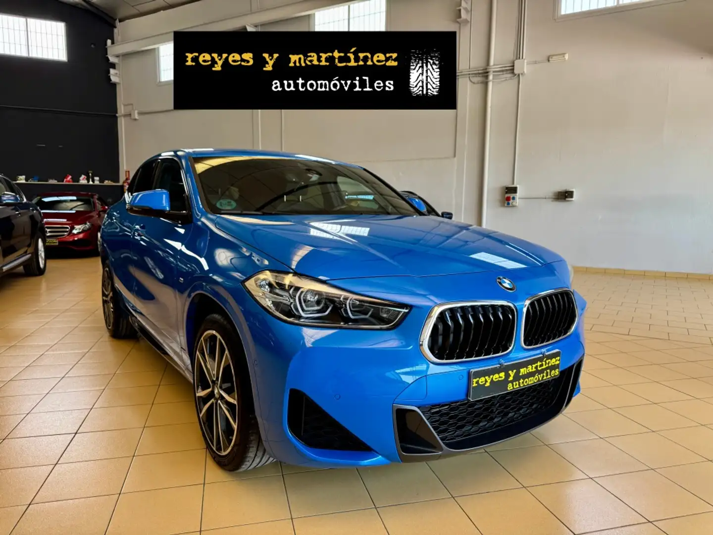 BMW X2 sDrive 16d M Sport Bleu - 2