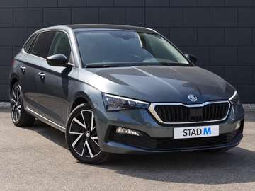 Scala 1.6 TDi Ambition 1HAND FULL CARNET SKODA PANODAK CARPASS CARPLAY