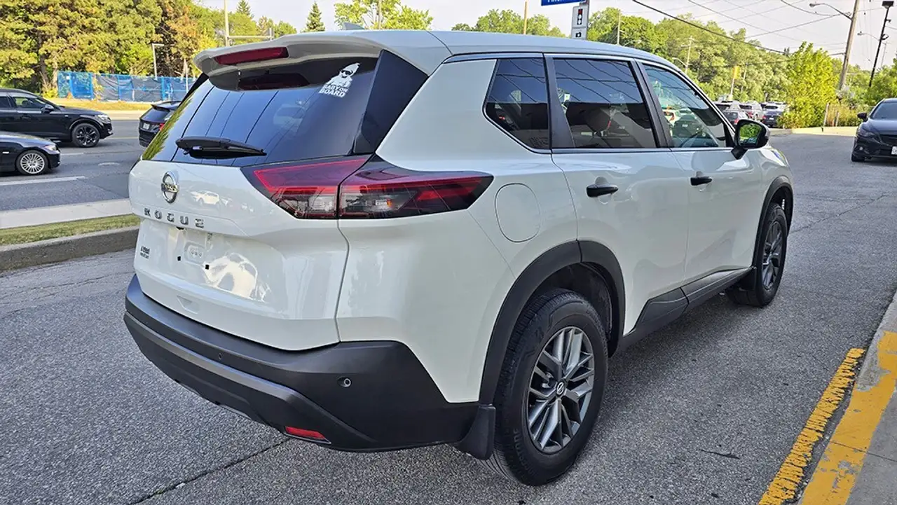 Nissan Rogue снимка Nissan Rogue