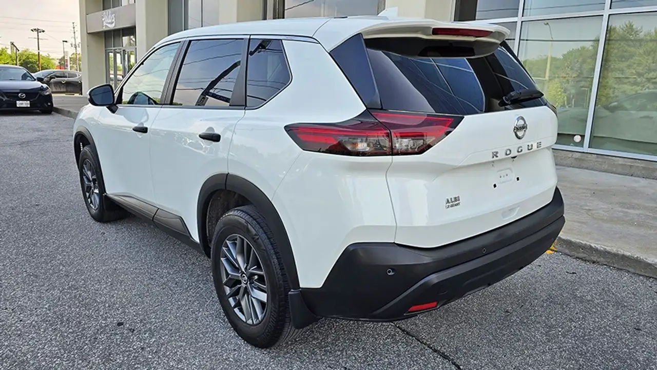 Nissan Rogue снимка Nissan Rogue