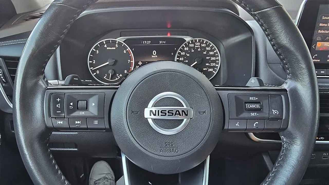 Nissan Rogue снимка Nissan Rogue