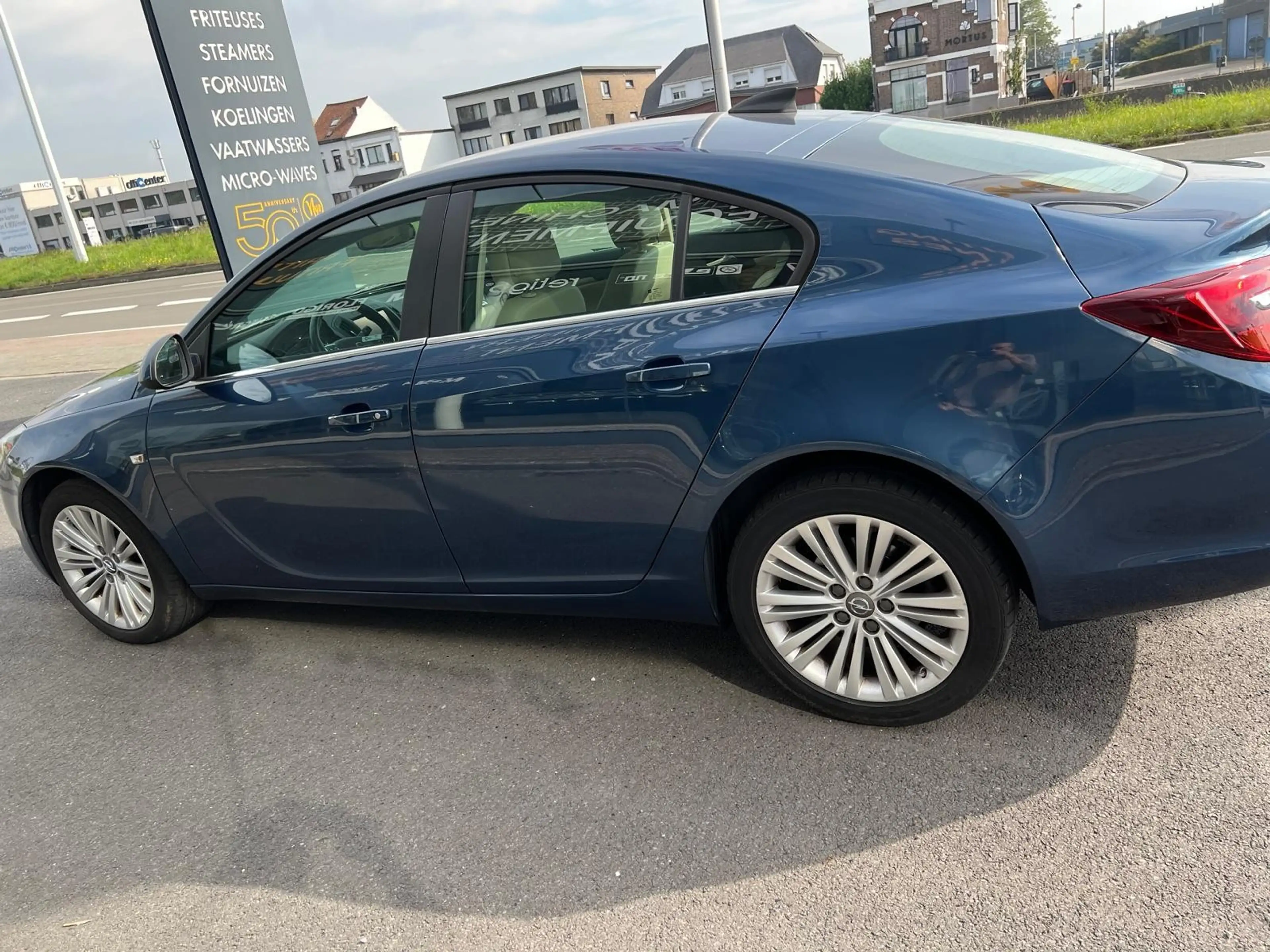 Opel Insignia Insignia 1.6 CDTi Cosmo    EURO 6 — photo 2