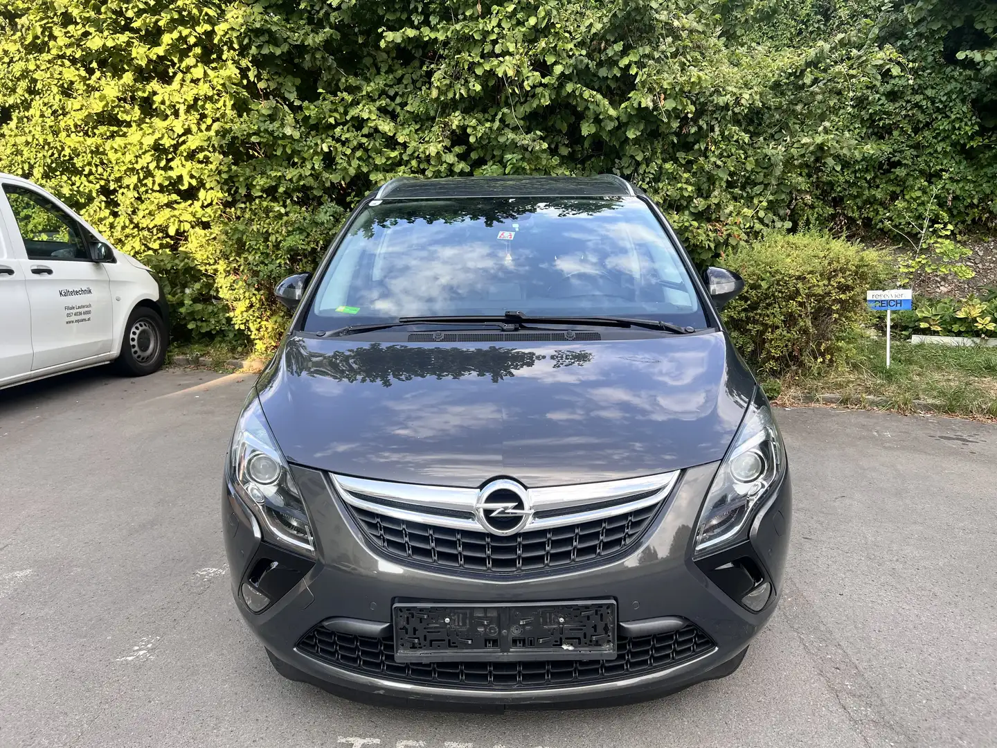 Opel Zafira Tourer 2.0L 170ps  Rückfah.kamera/Navi Grau - 1