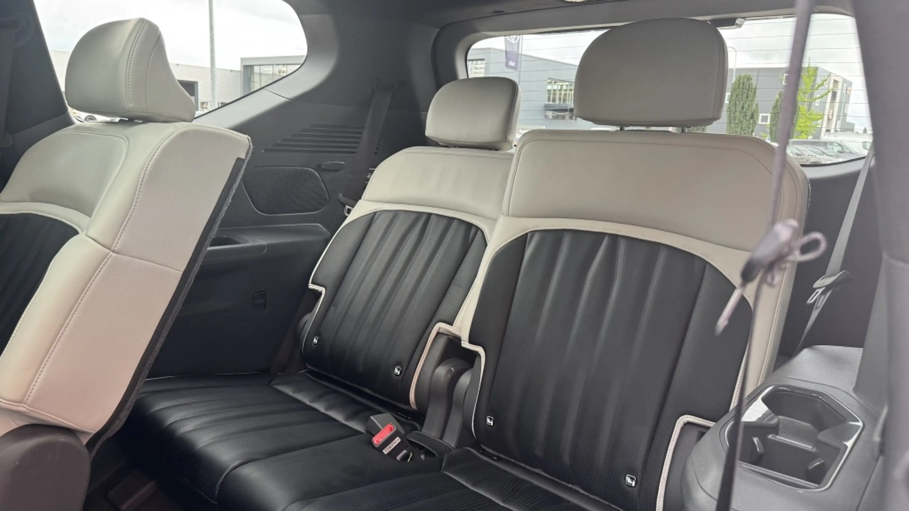Kia EV9 GT-Line 99.8 kWh — photo 14
