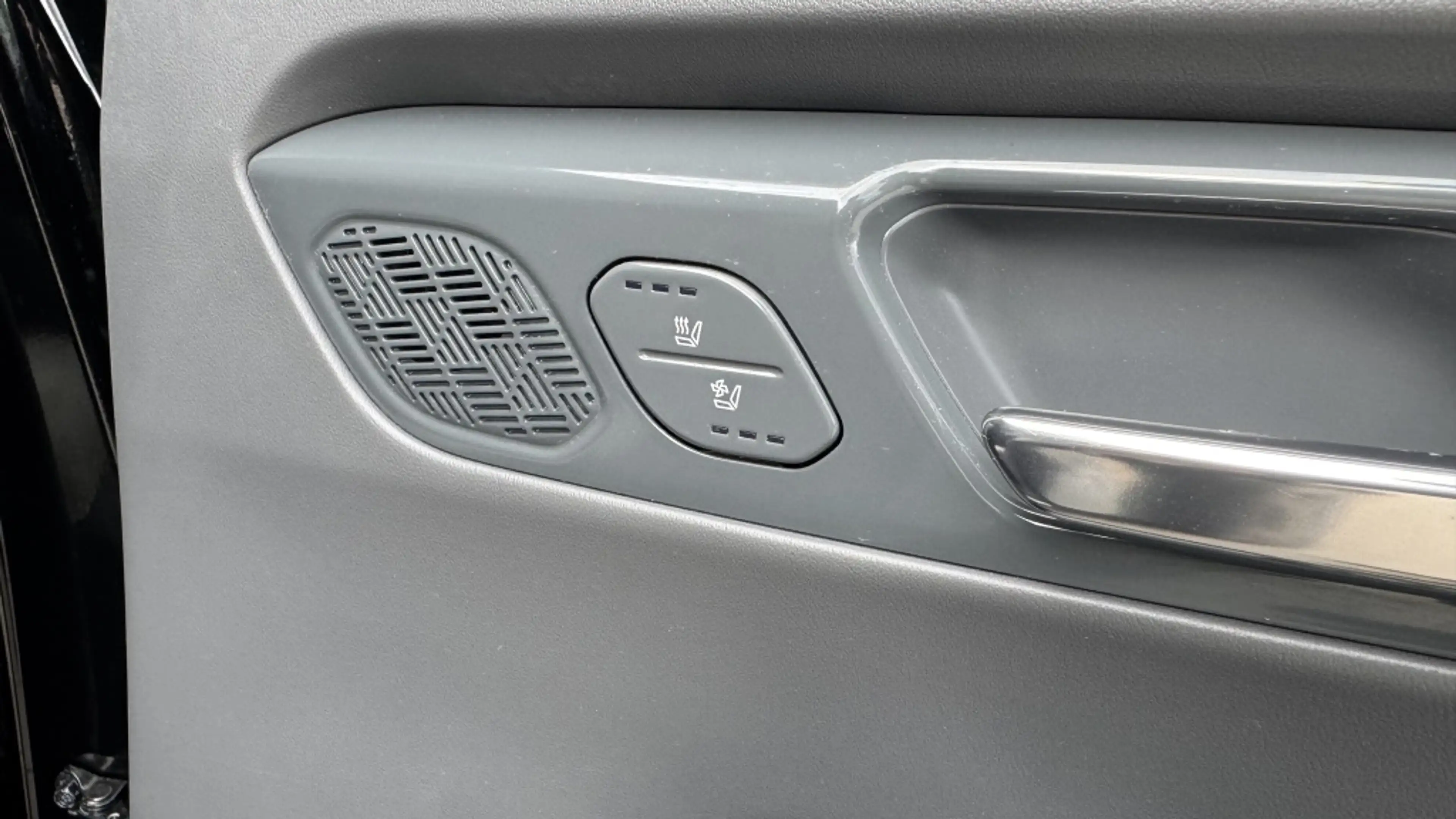 Kia EV9 GT-Line 99.8 kWh — photo 20