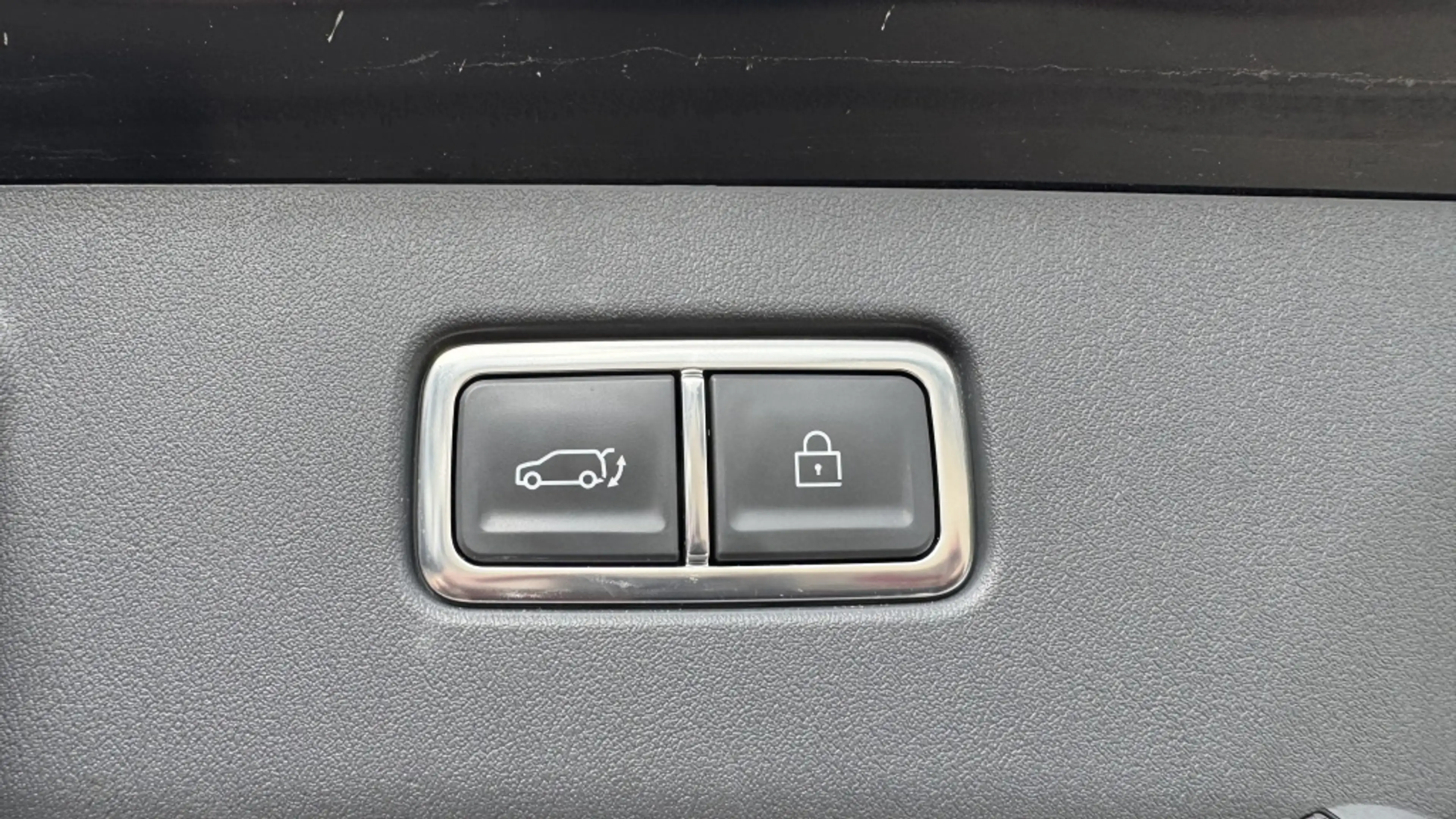 Kia EV9 GT-Line 99.8 kWh — photo 17