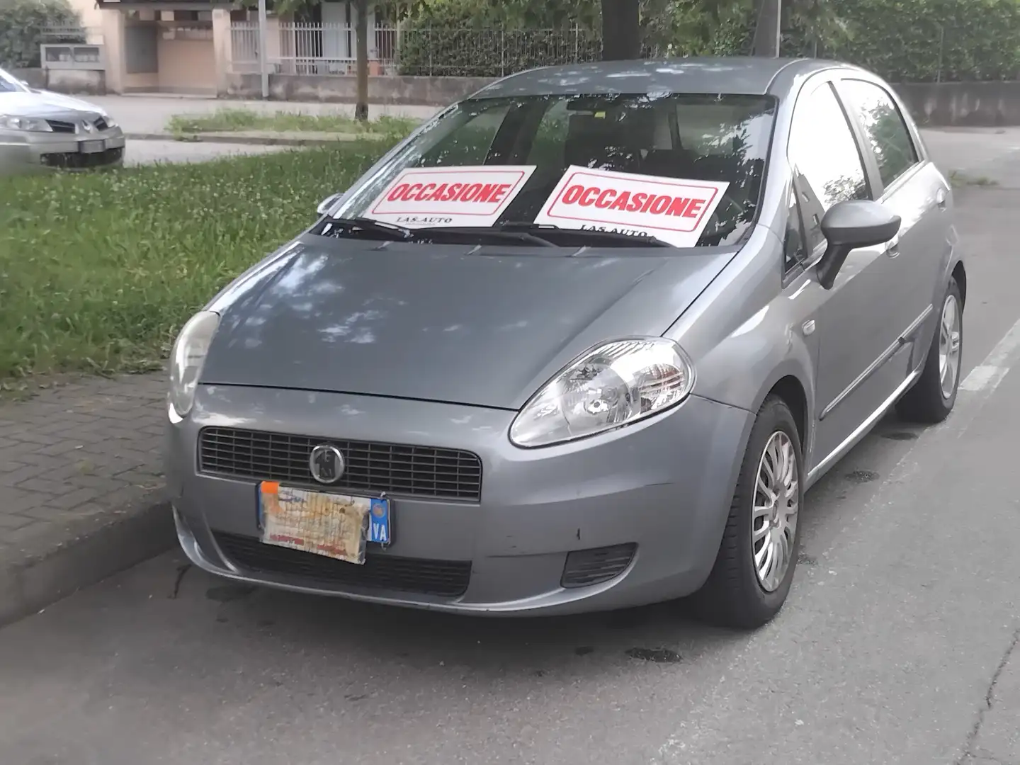 Fiat Grande Punto Grande Punto 5p 1.3 mjt 16v FreeRide 90cv 6m Grigio - 1