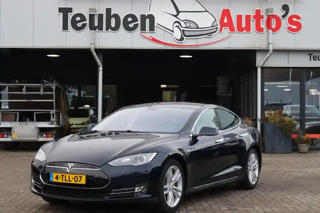 Tesla Model S 85 Base 87,6% SOH, Cruise control, Camera, Lederen