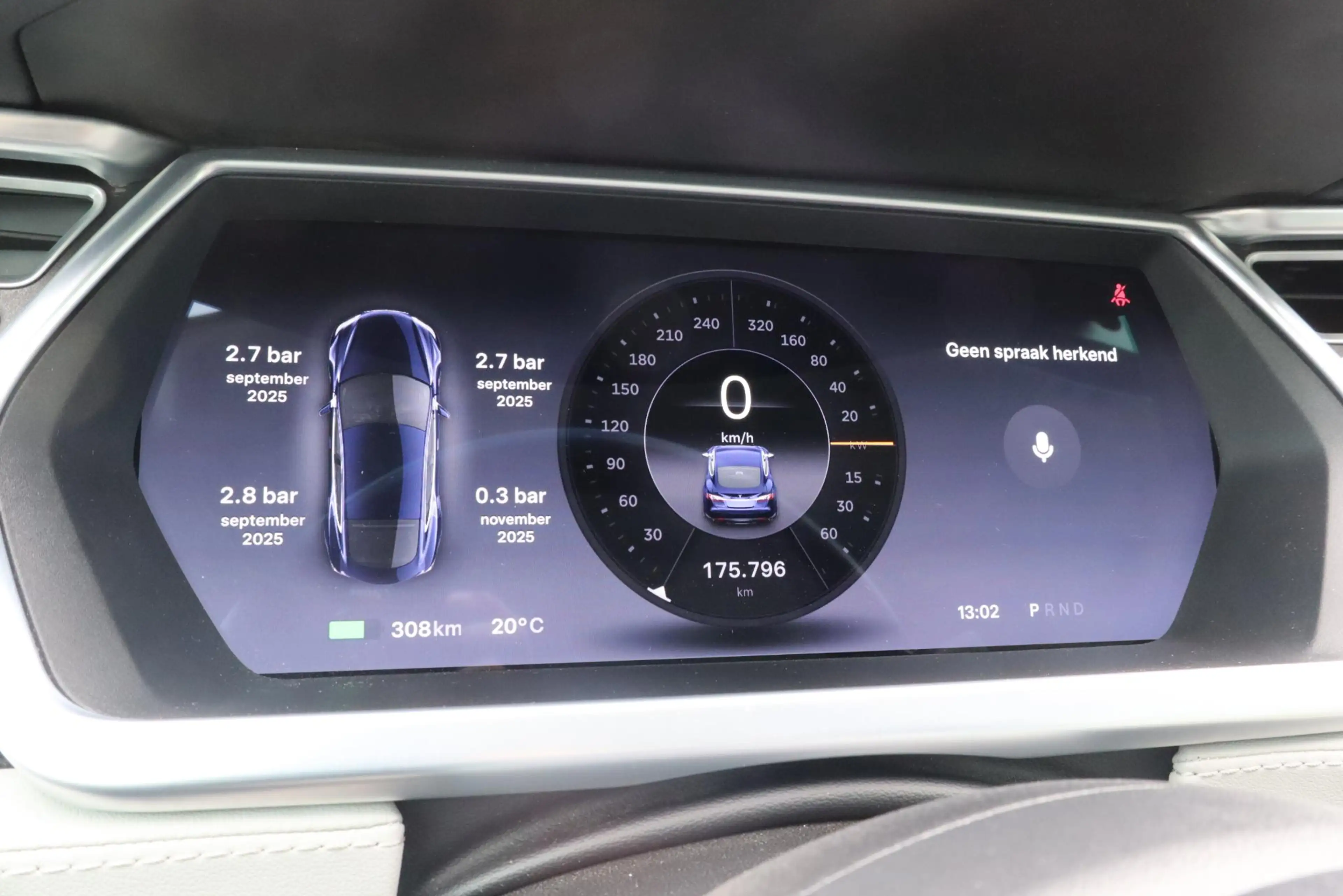 Tesla Model S 85 Base 87,6% SOH, Cruise control, Camera, Lederen — photo 12